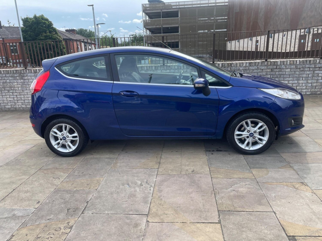 View FORD FIESTA 1.0T EcoBoost Zetec Euro 5 (s/s) 3dr