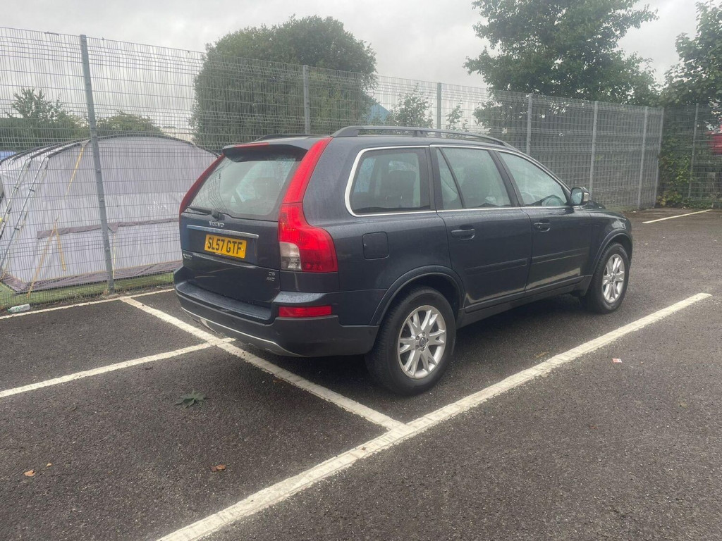 View VOLVO XC90 2.4 D5 SE Geartronic AWD 5dr