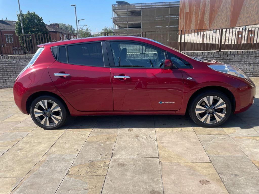 View NISSAN LEAF 24kWh Tekna Auto 5dr