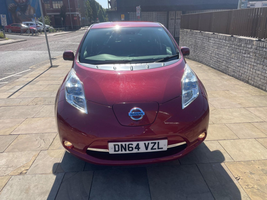 NISSAN LEAF