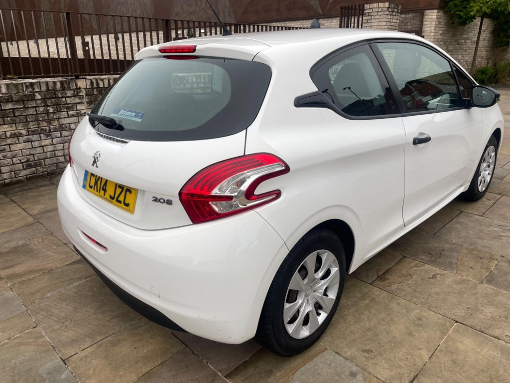 View PEUGEOT 208 1.0 VTi Access Euro 5 3dr