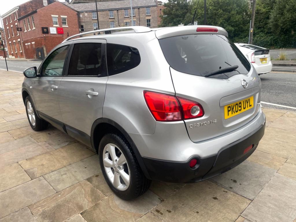 NISSAN QASHQAI+2