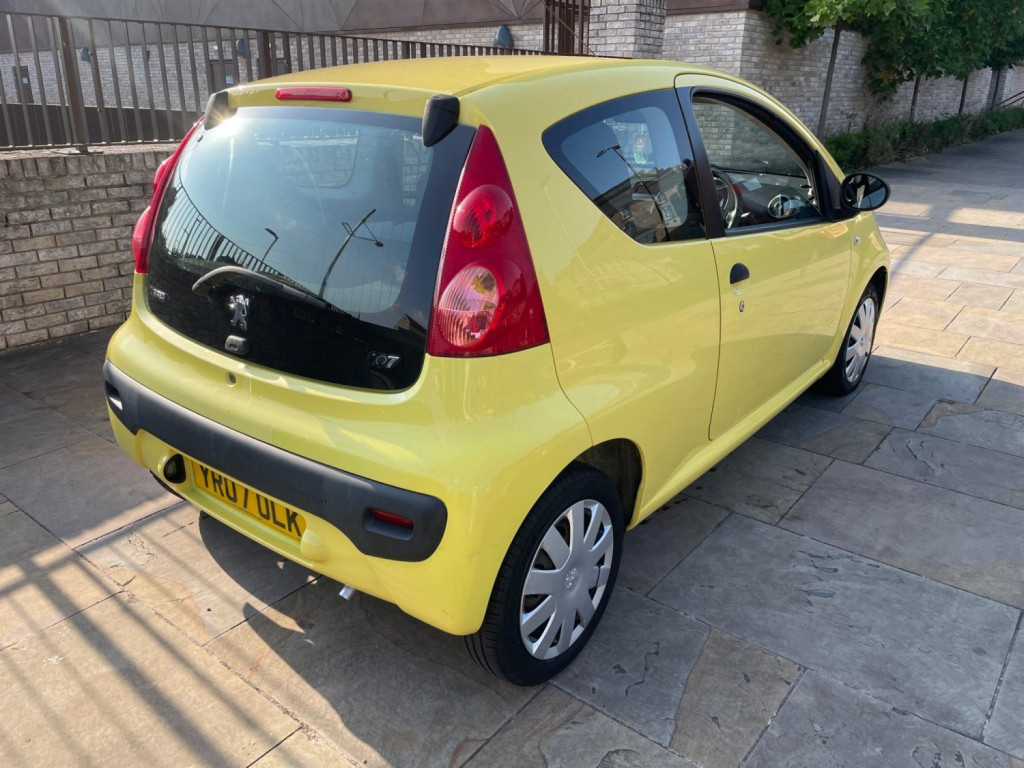 View PEUGEOT 107 1.0 12V Urban Lite Euro 4 3dr