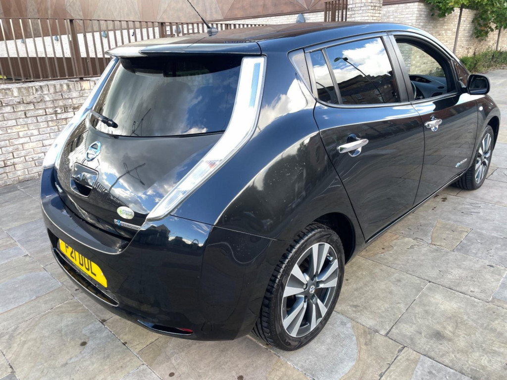 View NISSAN LEAF 24kWh Tekna Auto 5dr