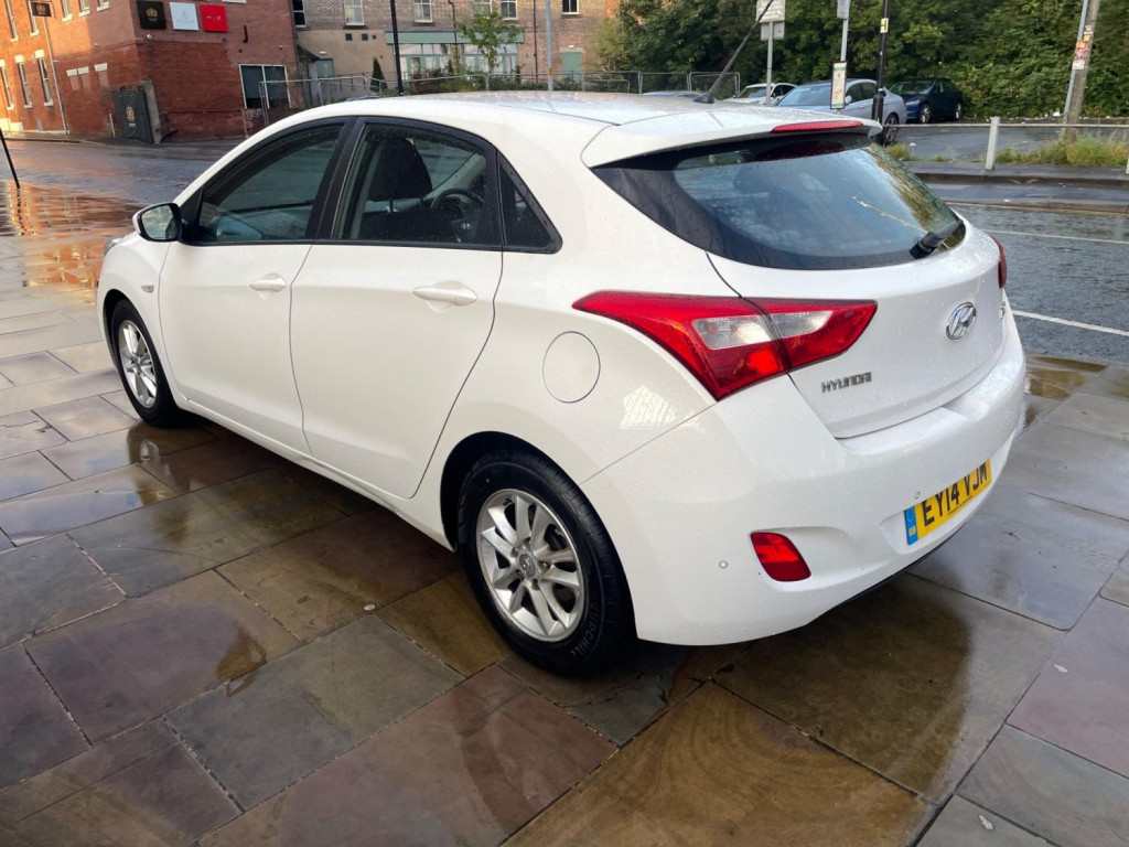 HYUNDAI I30