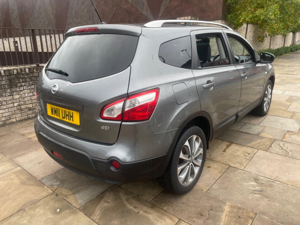 View NISSAN QASHQAI+2 2.0 dCi Tekna 4WD Euro 5 5dr
