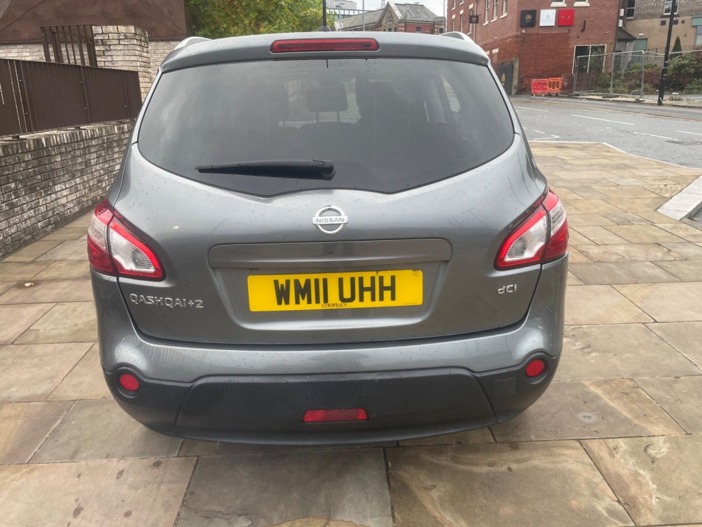 NISSAN QASHQAI+2