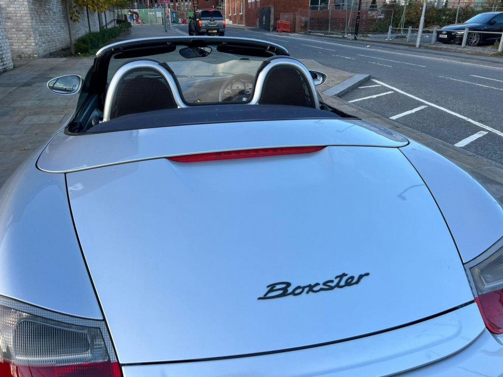 PORSCHE BOXSTER