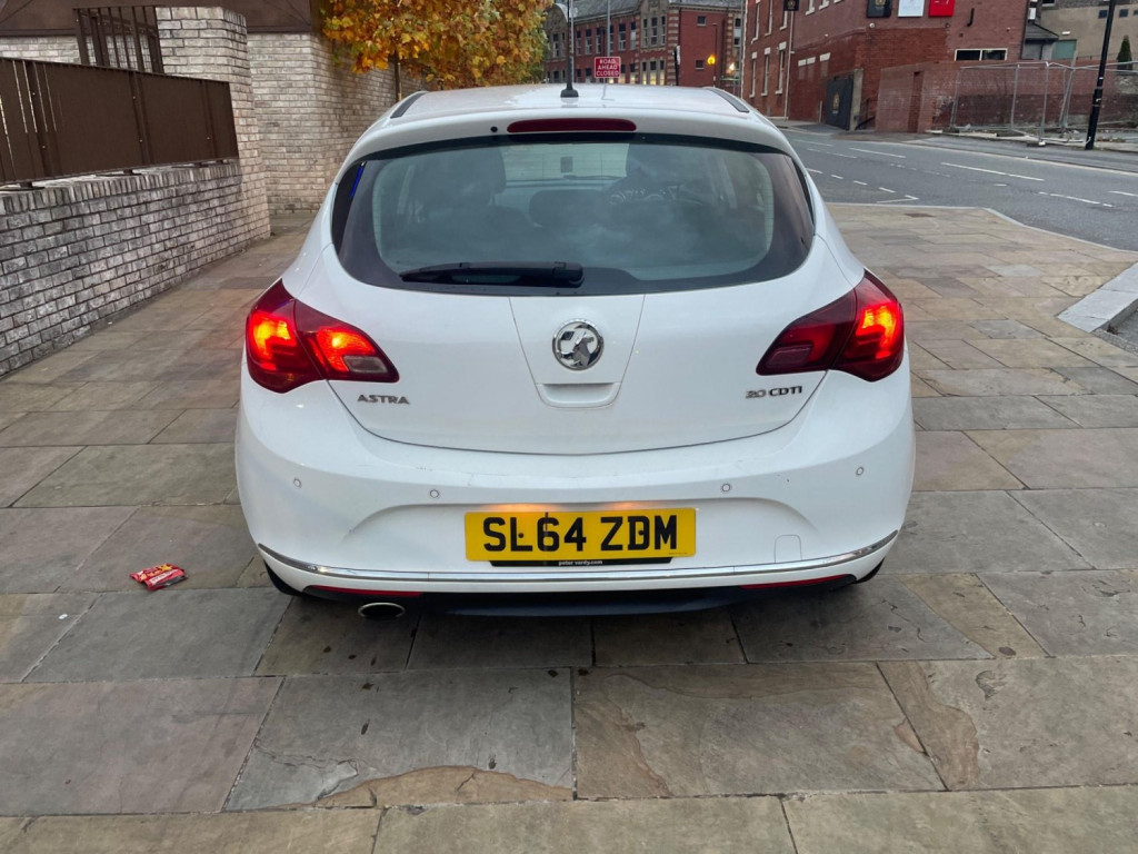 VAUXHALL ASTRA
