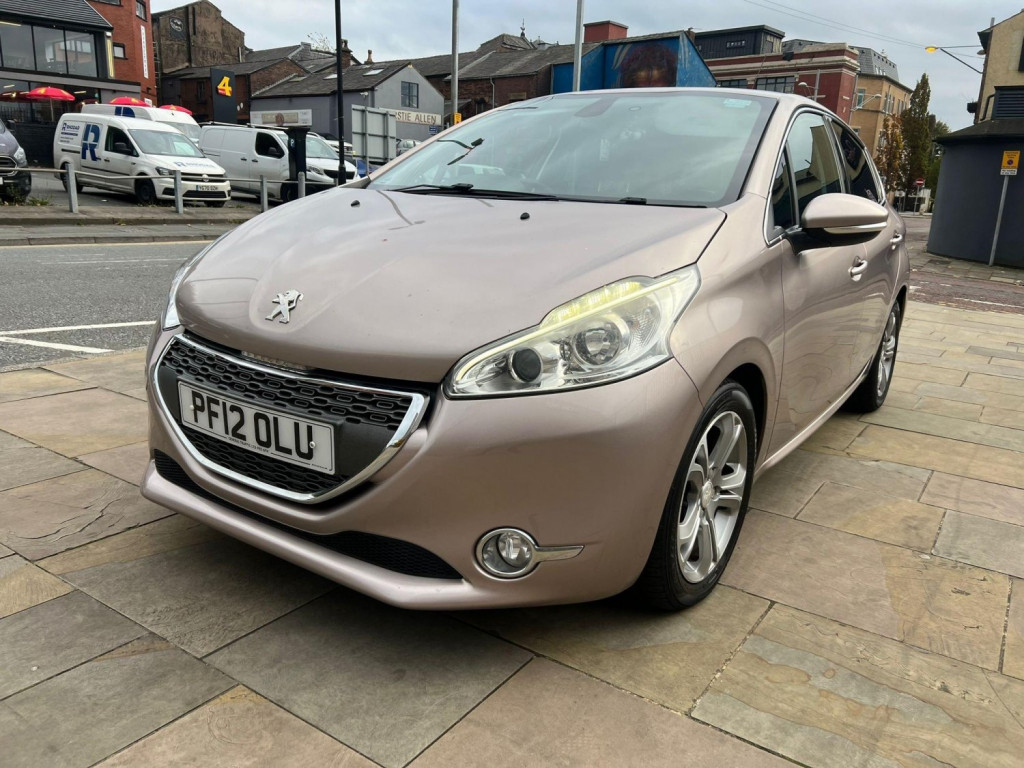 View PEUGEOT 208 1.4 VTi Allure Euro 5 5dr