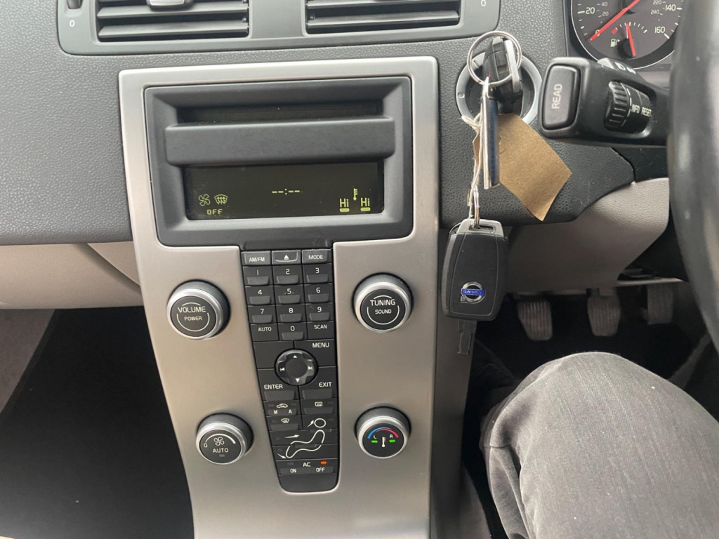 VOLVO C30