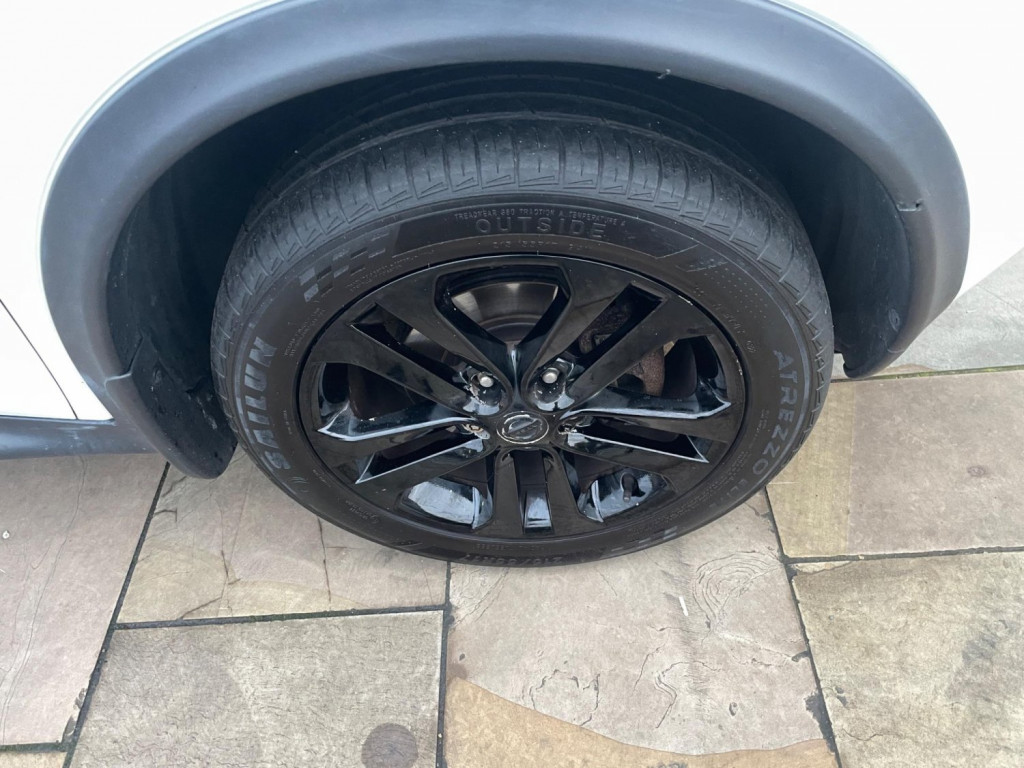 NISSAN JUKE