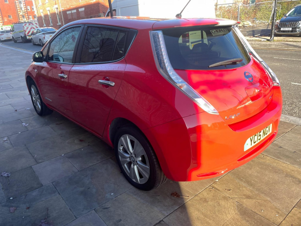 NISSAN LEAF
