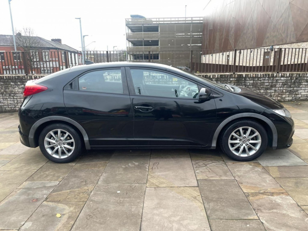 View HONDA CIVIC 2.2 i-DTEC ES Euro 5 (s/s) 5dr