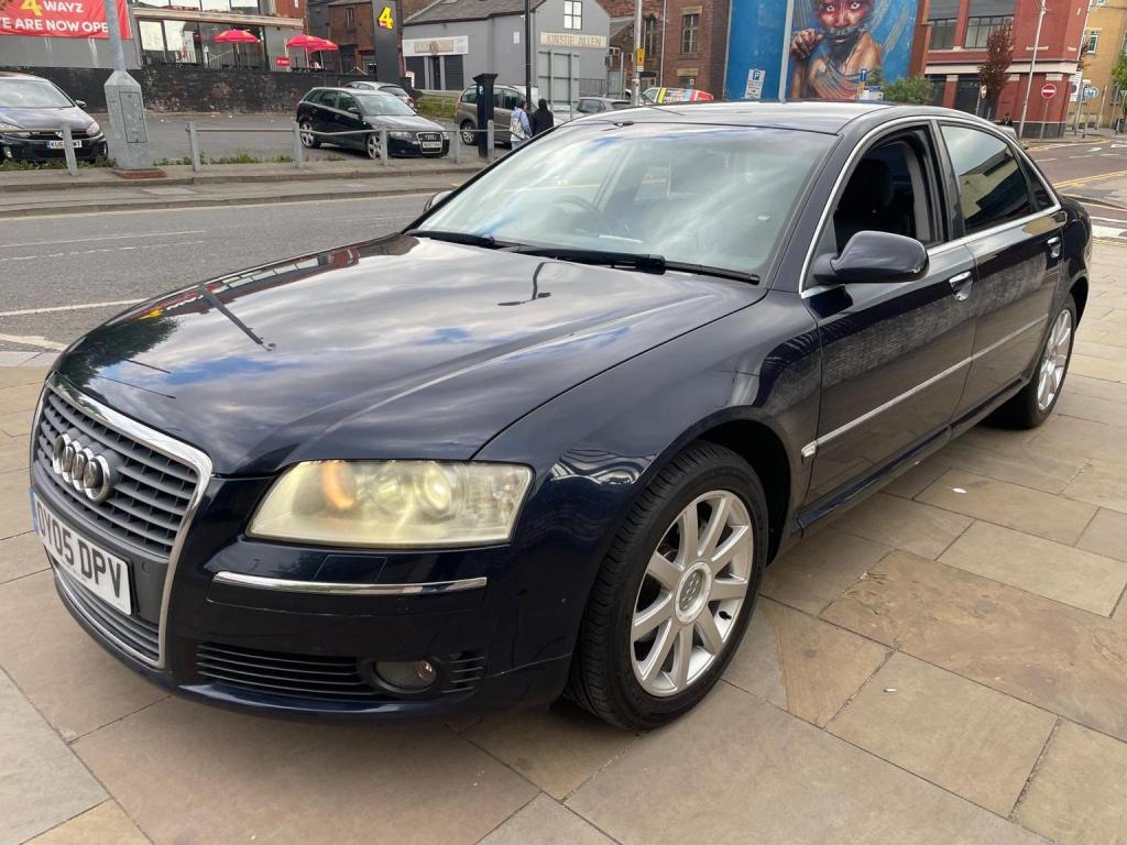 AUDI A8