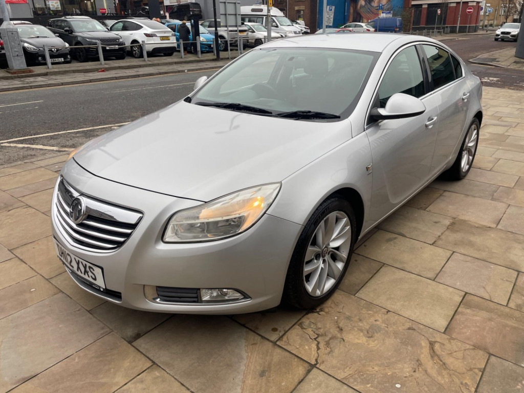 VAUXHALL INSIGNIA