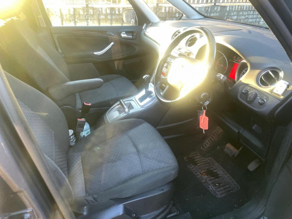 FORD GALAXY