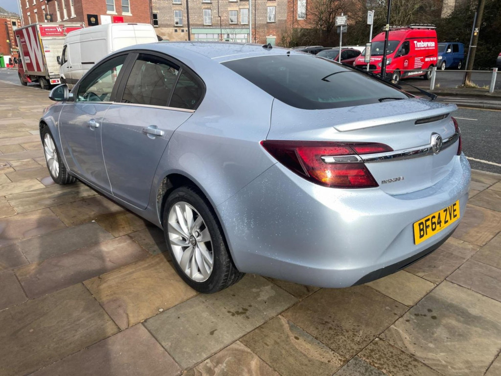 VAUXHALL INSIGNIA