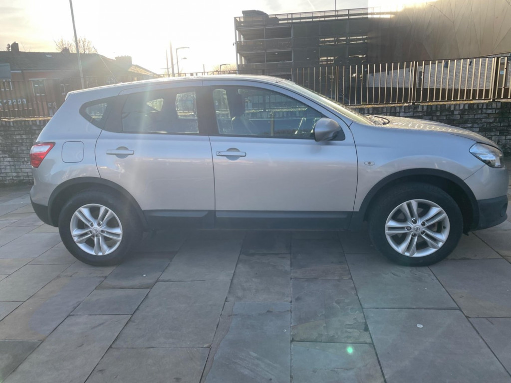 View NISSAN QASHQAI 1.5 dCi Acenta 2WD Euro 5 5dr
