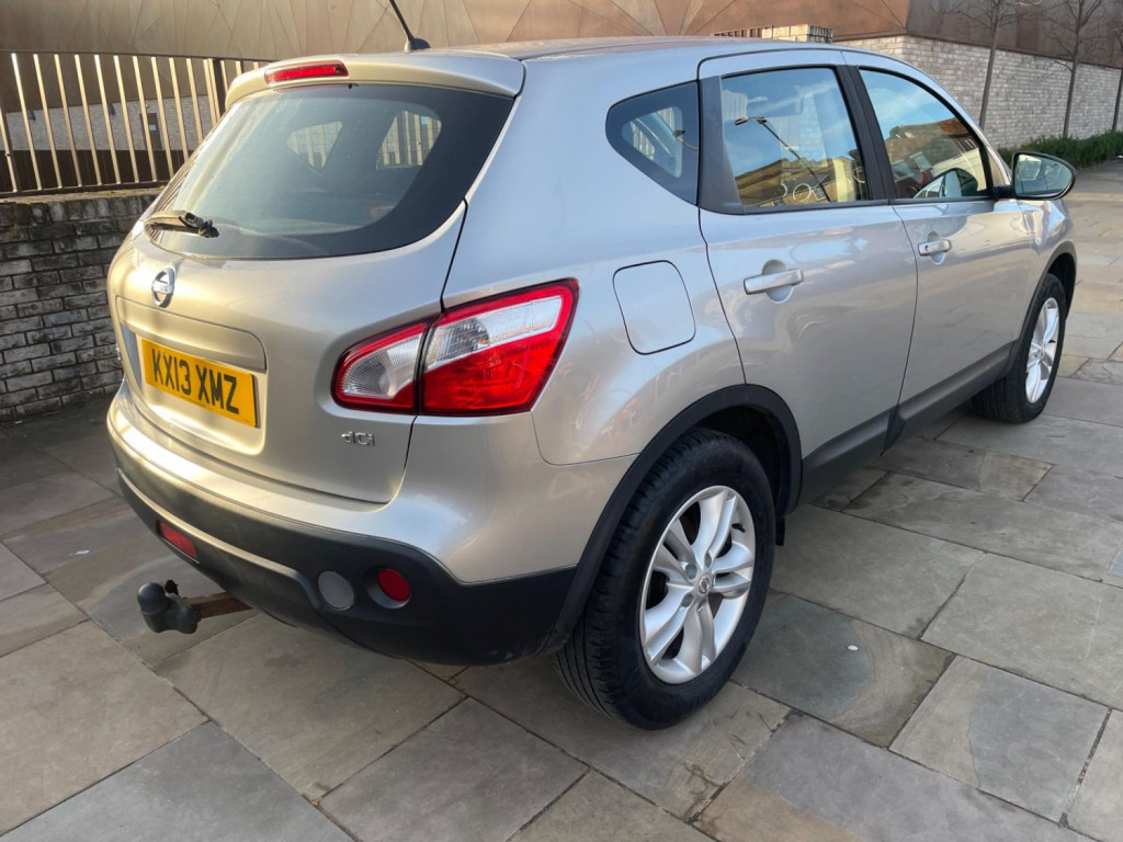 View NISSAN QASHQAI 1.5 dCi Acenta 2WD Euro 5 5dr