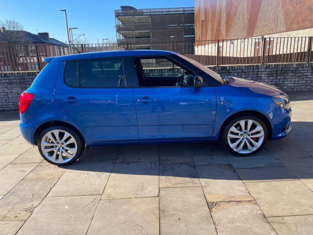 View SKODA FABIA 1.4 TSI vRS S2000 DSG Euro 5 5dr