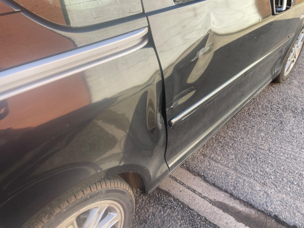 PEUGEOT 1007