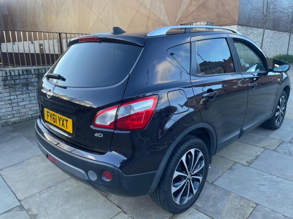 View NISSAN QASHQAI 2.0 dCi n-tec Auto 4WD Euro 5 5dr