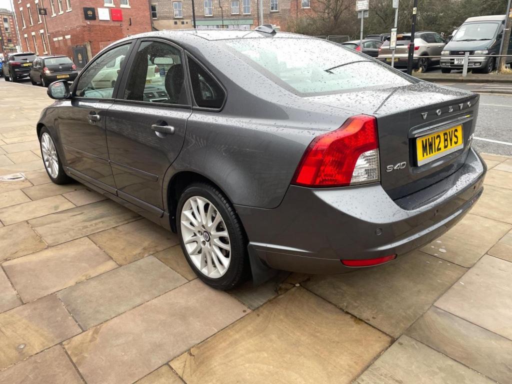 VOLVO S40