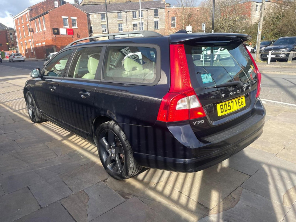 VOLVO V70
