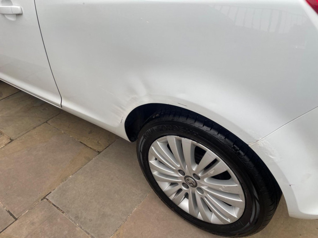 VAUXHALL CORSA