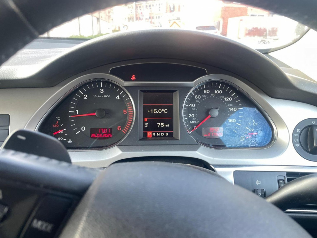 AUDI A6 AVANT