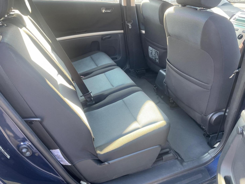 TOYOTA COROLLA VERSO