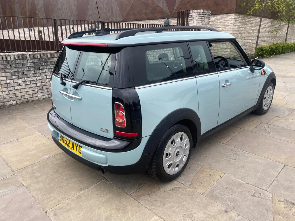View MINI CLUBMAN 1.6 One Euro 5 5dr