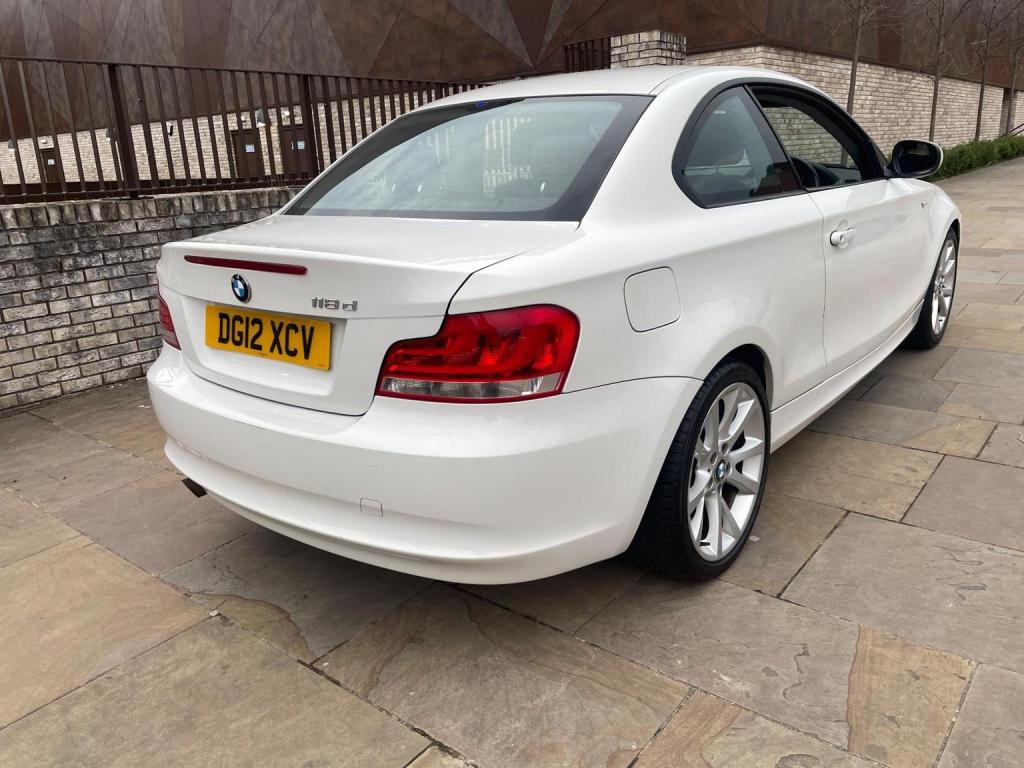 View BMW 1 SERIES 2.0 118d Sport Euro 5 (s/s) 2dr
