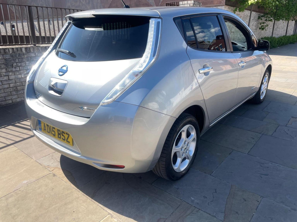 View NISSAN LEAF 24kWh Acenta Auto 5dr
