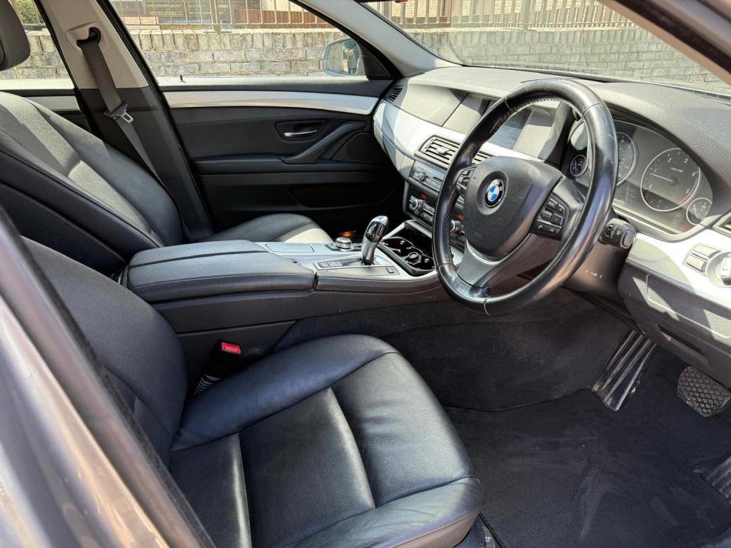 BMW 5 SERIES