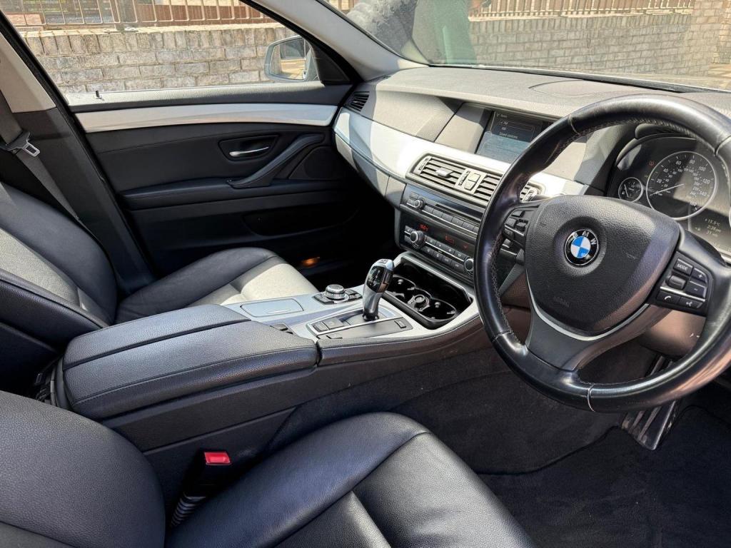 BMW 5 SERIES