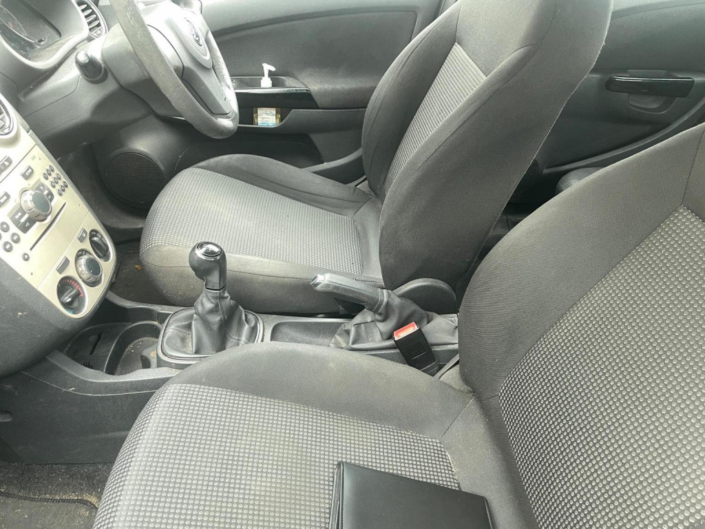 VAUXHALL CORSA