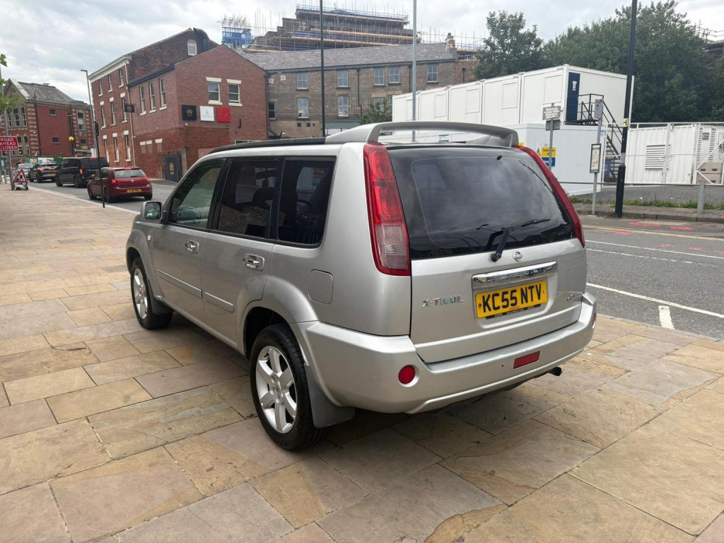NISSAN X-TRAIL