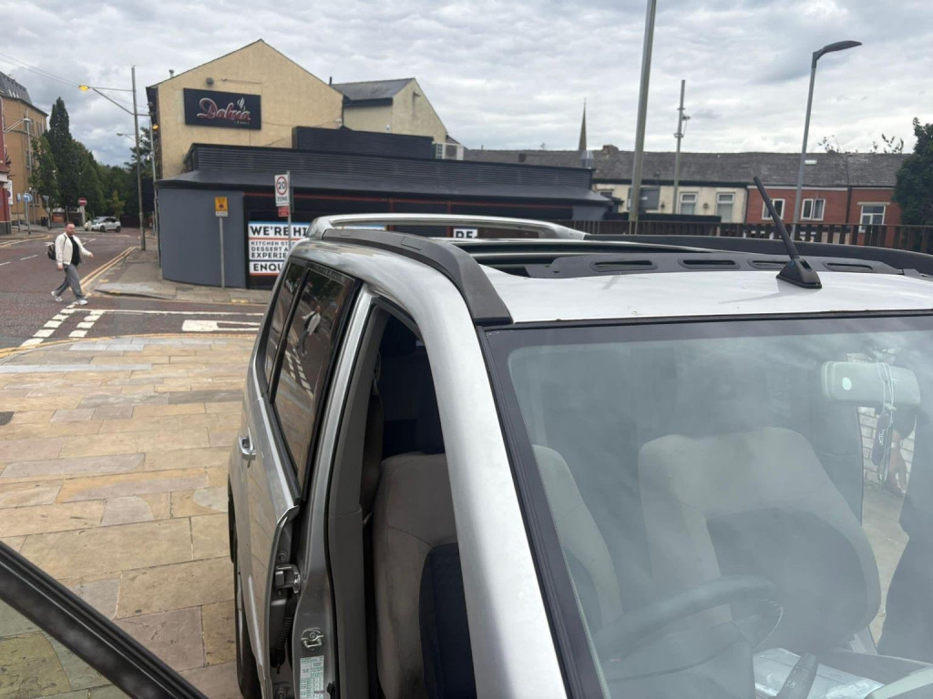 NISSAN X-TRAIL