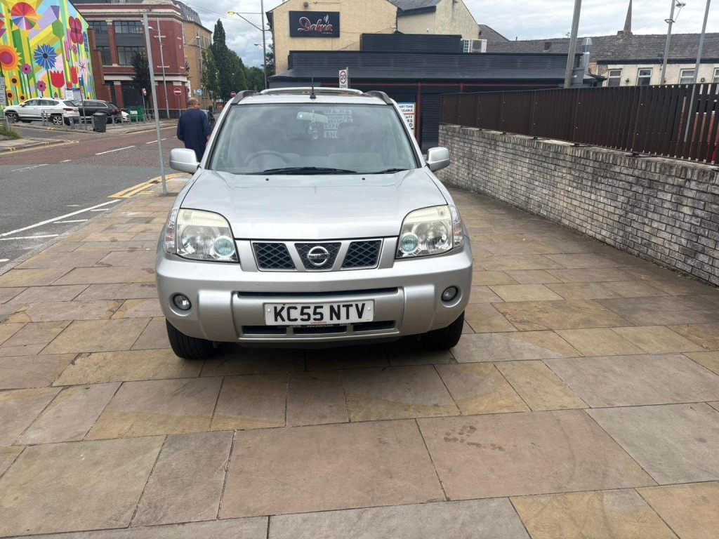 NISSAN X-TRAIL