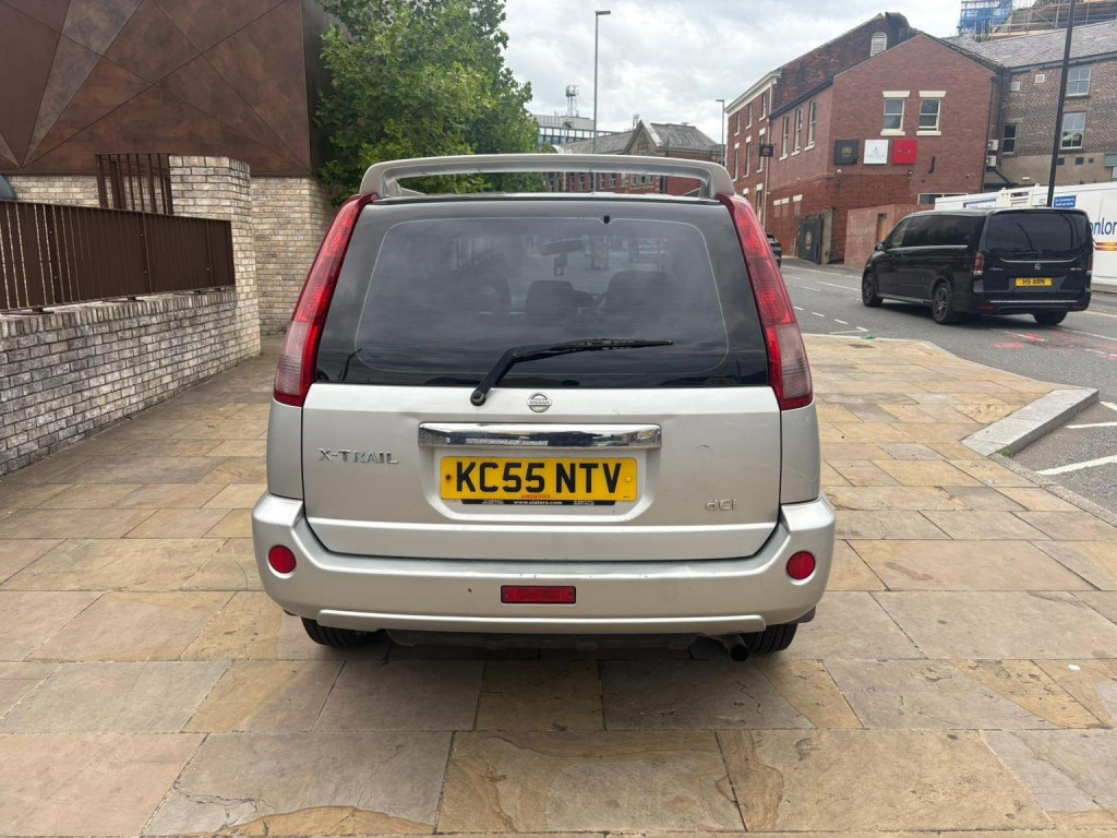 NISSAN X-TRAIL