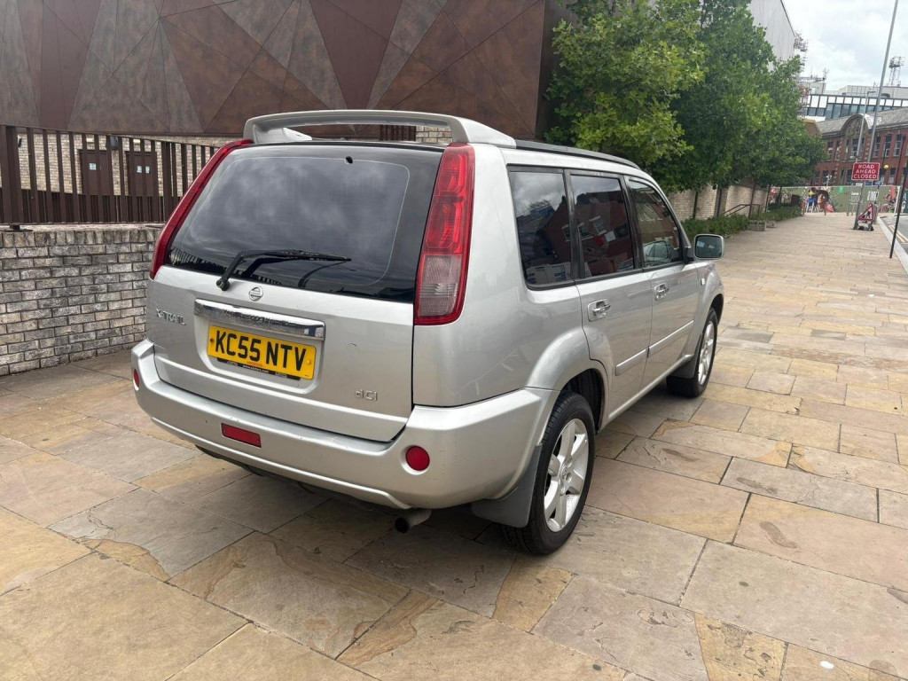 View NISSAN X-TRAIL 2.2 dCi Sport 5dr