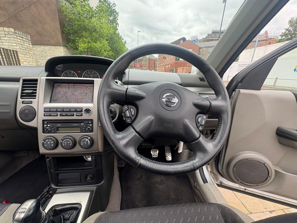 NISSAN X-TRAIL
