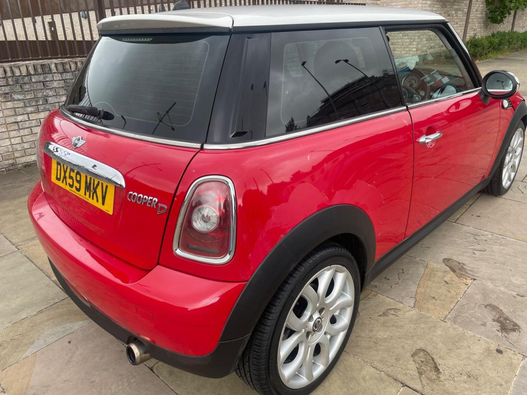 View MINI HATCH 1.6 Cooper D Euro 4 3dr