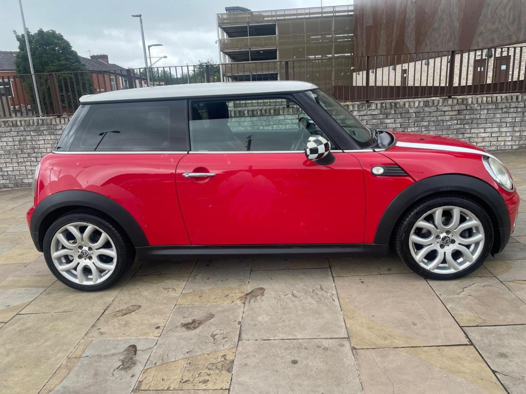 View MINI HATCH 1.6 Cooper D Euro 4 3dr