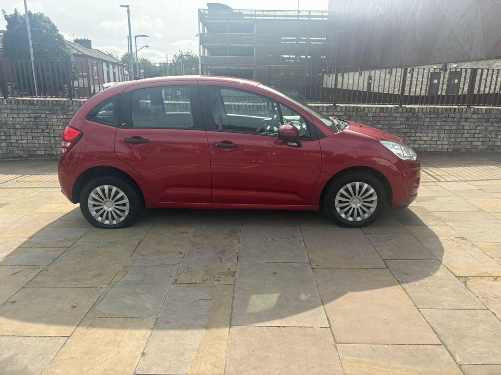 View CITROEN C3 1.1i VT Euro 5 5dr