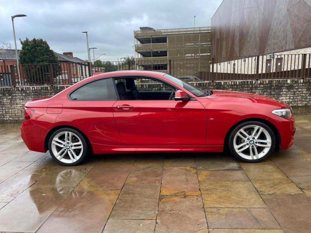 View BMW 2 SERIES 2.0 218d M Sport Euro 6 (s/s) 2dr