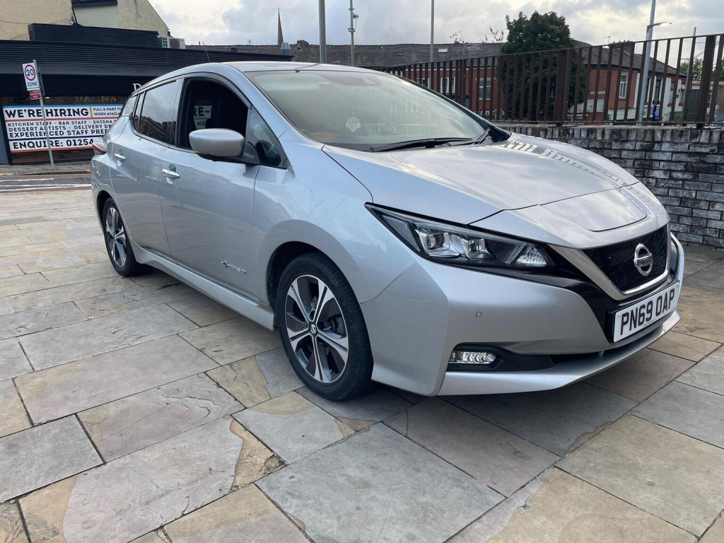 View NISSAN LEAF 40kWh Tekna Auto 5dr