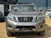 NISSAN NAVARA
